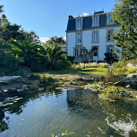 Manoir De Lanveur Bed and Breakfast Fouesnant Exteriör bild