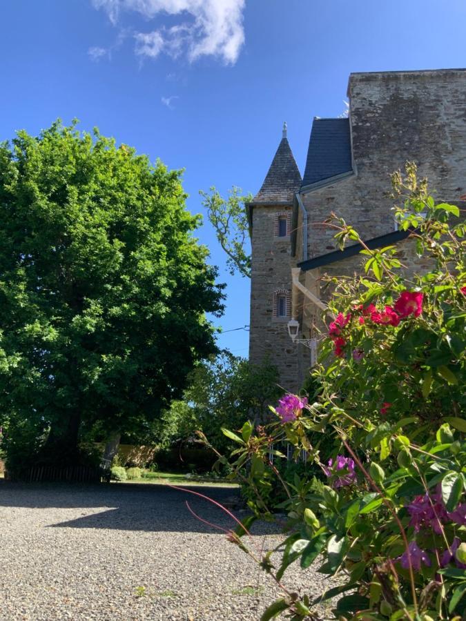 Manoir De Lanveur Bed and Breakfast Fouesnant Exteriör bild
